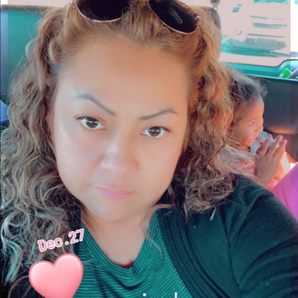 Meet your Posher, Mayra